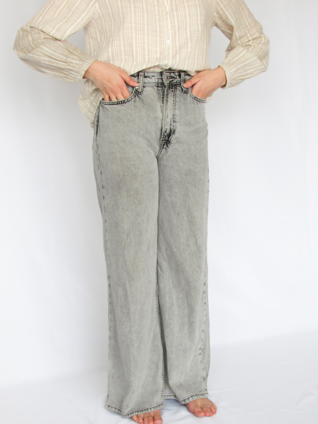 Calça Jeans Cinza Estonada Feminina H&M 34