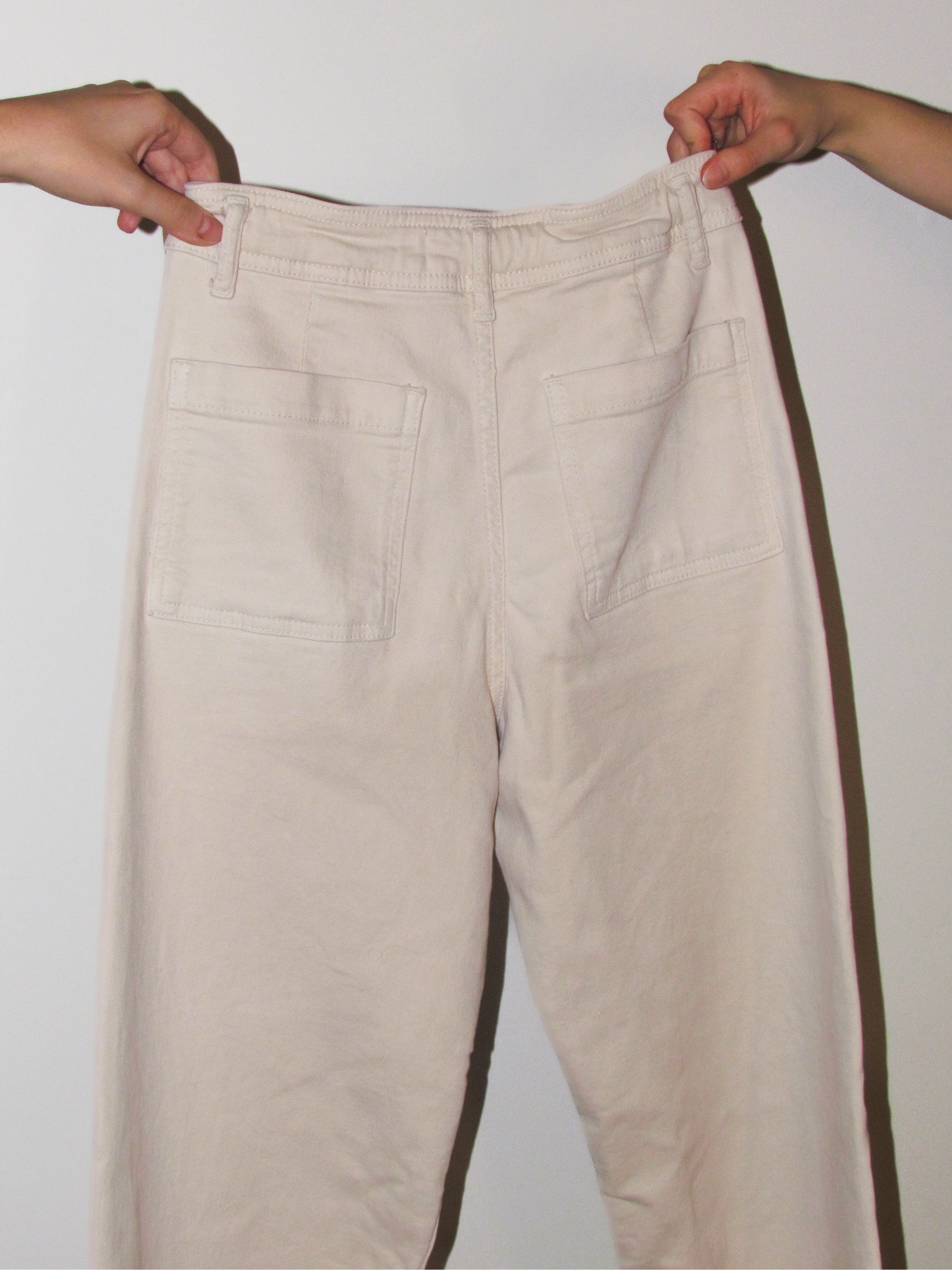 Calça Jeans feminina Bege Zara - PP